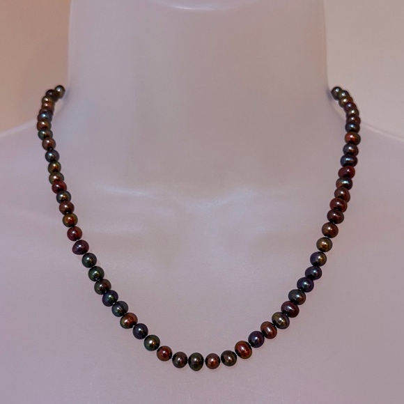 Source Unknown Jewelry - NWOT Gorgeous Multicolor Iridescent Pearl Bead Necklace